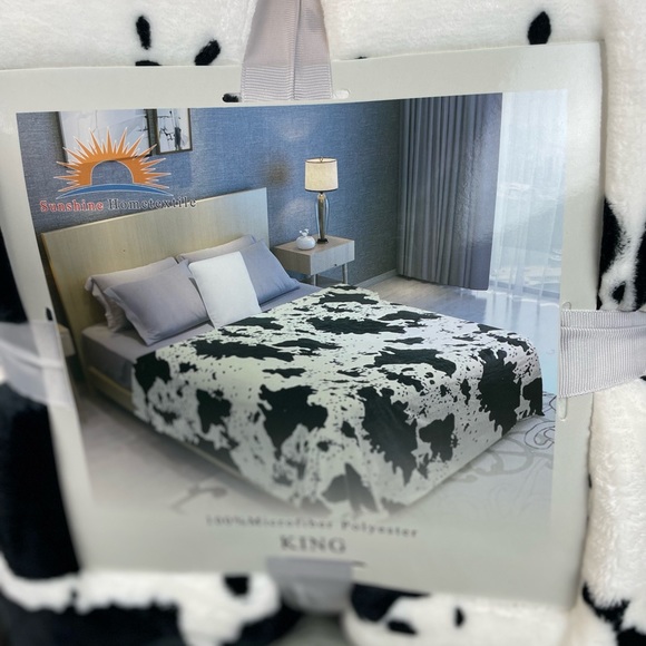 New King Size Super Soft Flannel Blanket double sided Cow print Black/White - Picture 2 of 3